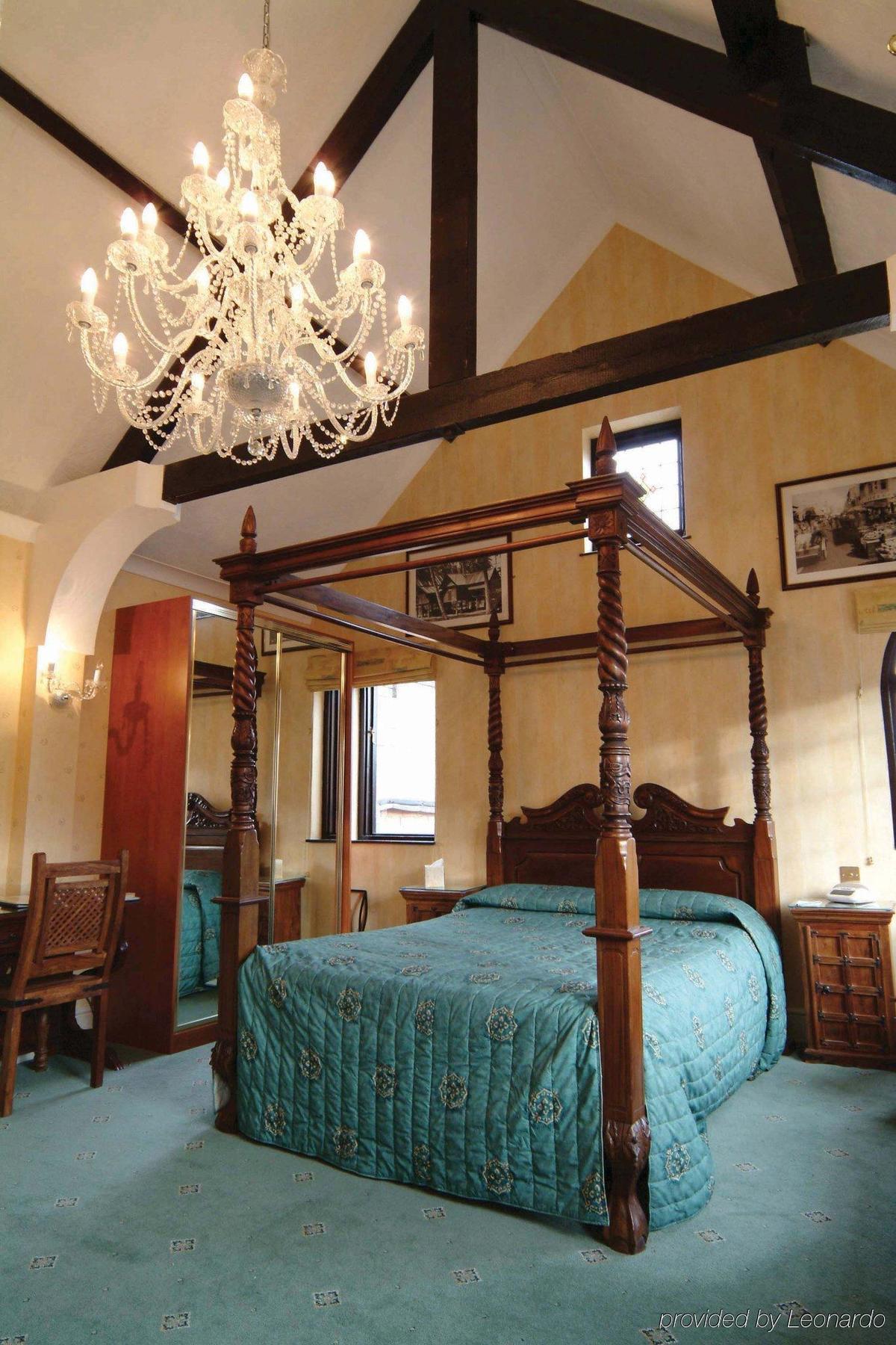 The Peacock Townhouse Hotel Kenilworth - Warwick الغرفة الصورة