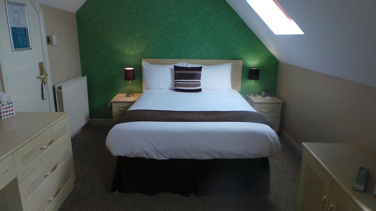 The Peacock Townhouse Hotel Kenilworth - Warwick المظهر الخارجي الصورة